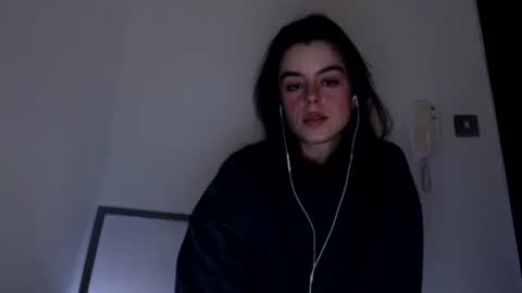 Snapshot of luana789 chatting on 12-17-24, 10:22 luana online show from 12-17-24, 10:22