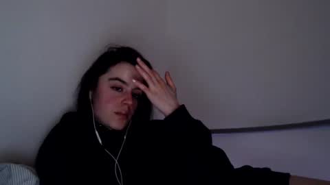 Snapshot of luana789 chatting on 12-22-24, 10:25 luana online show from 12-22-24, 10:25