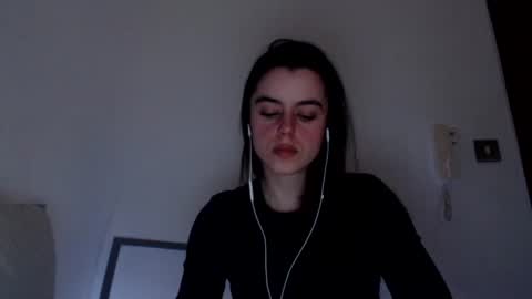 Snapshot of luana789 chatting on 12-23-24, 10:23 luana online show from 12-23-24, 10:23