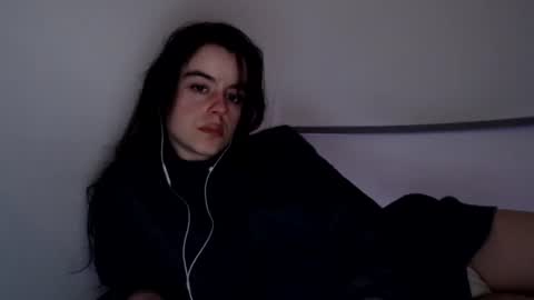 Snapshot of luana789 chatting on 12-29-24, 10:25 luana online show from 12-29-24, 10:25