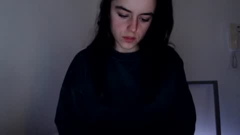 Snapshot of luana789 chatting on 01-06-25, 10:26 luana online show from 01-06-25, 10:26