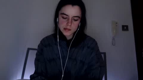 Snapshot of luana789 chatting on 01-16-25, 10:23 luana online show from 01-16-25, 10:23