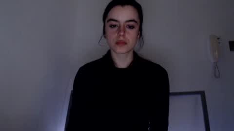 Snapshot of luana789 chatting on 01-19-25, 10:17 luana online show from 01-19-25, 10:17