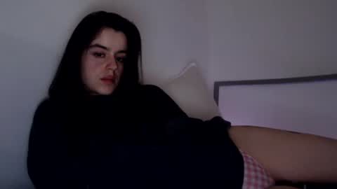 Snapshot of luana789 chatting on 02-05-25, 01:15 luana online show from 02-05-25, 01:15