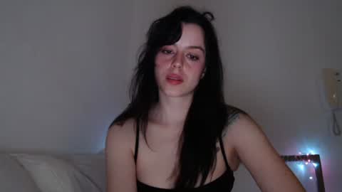 Snapshot of luana789 chatting on 09-10-25, 09:37 luana online show from 09-10-25, 09:37