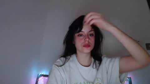 Snapshot of luana789 chatting on 09-21-25, 09:38 luana online show from 09-21-25, 09:38