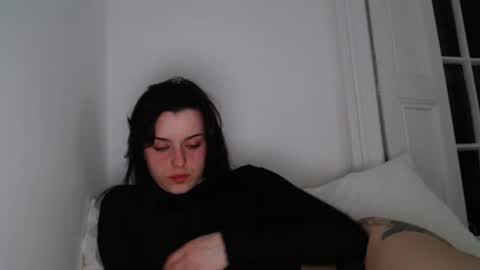 Snapshot of luana789 chatting on 10-13-25, 09:37 luana online show from 10-13-25, 09:37