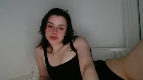 Snapshot of luana789 chatting on 10-25-25, 09:31 luana online show from 10-25-25, 09:31