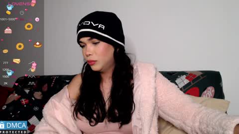 luara_ online show from 01-09-25, 02:07