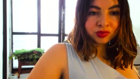 luara__01__lecat_1 online show from 11-20-25, 05:34
