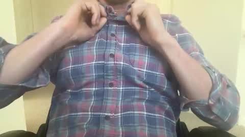 luca1010101010 online show from 04-15-26, 02:57