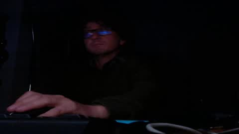 Snapshot of luca78_78 chatting on 11-02-25, 10:23 luca78 online show from 11-02-25, 10:23