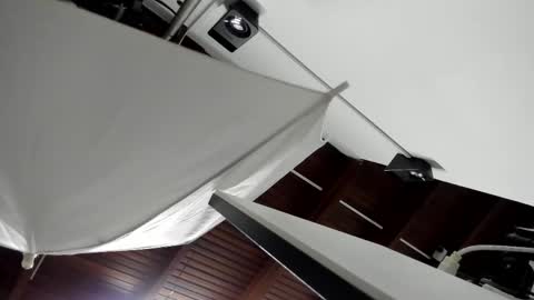 luca_morettii online show from 10-18-25, 12:17