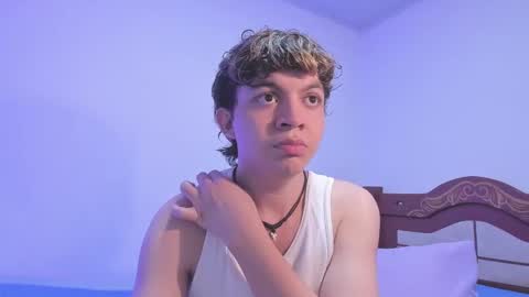 Snapshot of lucaas_king chatting on 12-23-24, 07:09 Lukas online show from 12-23-24, 07:09