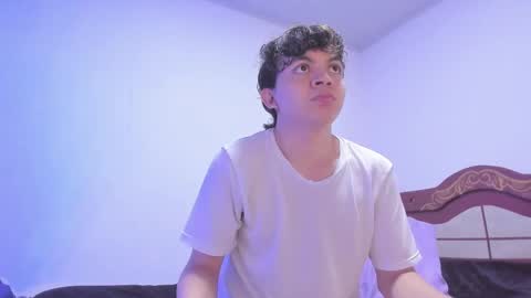 Snapshot of lucaas_king chatting on 01-16-25, 11:58 Lukas online show from 01-16-25, 11:58