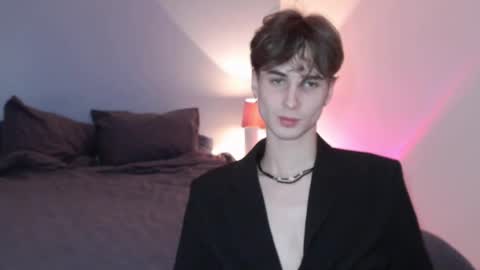 Snapshot of lucacharm chatting on 01-16-25, 09:30 lucacharm online show from 01-16-25, 09:30