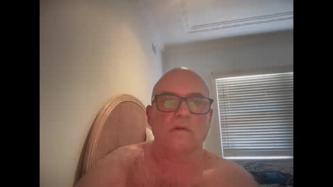 lucas10004 online show from 12-27-24, 01:32