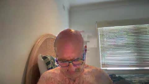 lucas10004 online show from 01-10-25, 04:22