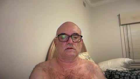 lucas10004 online show from 02-15-25, 12:33