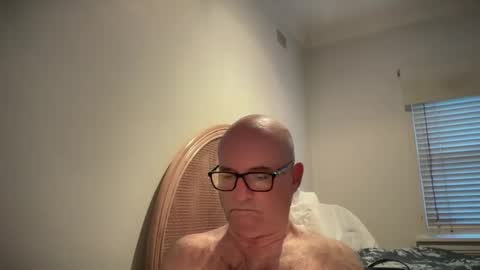 lucas10004 online show from 02-21-25, 08:07