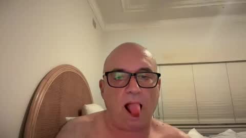 lucas10004 online show from 03-10-25, 12:59