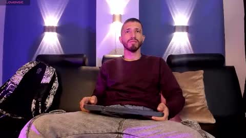 Snapshot of lucas4me chatting on 02-08-26, 04:38 Lucas online show from 02-08-26, 04:38