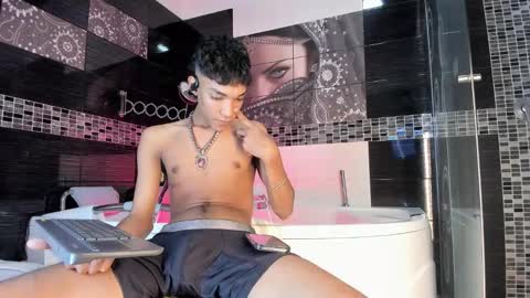 lucas_blaze3 online show from 09-24-25, 10:35