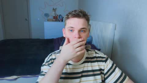 Lucas Gill online show from 11-24-25, 03:39