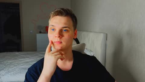 Lucas Gill online show from 01-12-26, 01:16