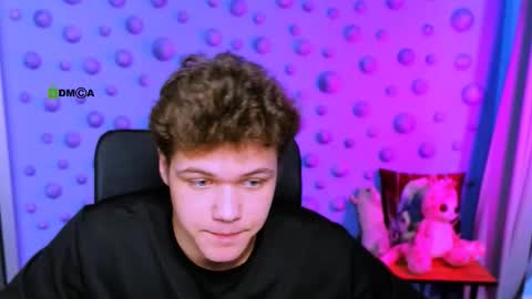 lucas_long_ online show from 12-04-25, 09:40