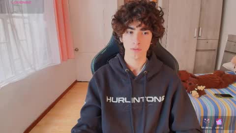 lucas_xo online show from 11-28-25, 07:38