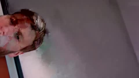 lucasb_87 online show from 09-25-25, 11:03