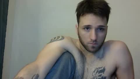 Snapshot of lucasbacon13 chatting on 12-13-24, 06:31 lucasbacon13 online show from 12-13-24, 06:31