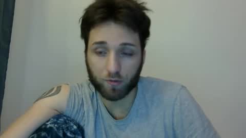 Snapshot of lucasbacon13 chatting on 01-19-25, 10:06 lucasbacon13 online show from 01-19-25, 10:06