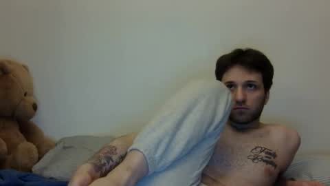 Snapshot of lucasbacon13 chatting on 02-15-25, 12:26 lucasbacon13 online show from 02-15-25, 12:26