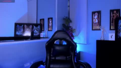 lucascarterr online show from 11-05-25, 01:27