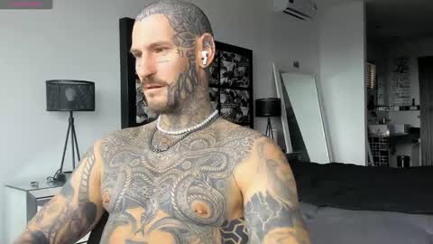 lucasexclusive online show from 12-04-24, 04:54