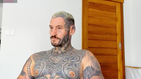 lucasexclusive online show from 10-19-25, 05:41