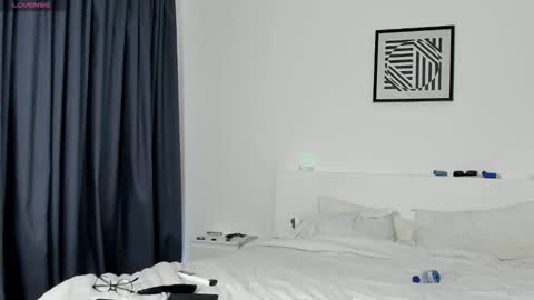 lucasexclusive online show from 11-11-25, 06:13