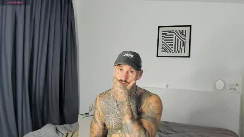 lucasexclusive online show from 12-15-25, 04:28