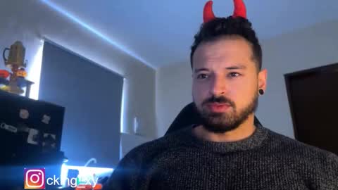 Snapshot of lucasfit24 chatting on 10-23-25, 02:05 lucasfit24 online show from 10-23-25, 02:05