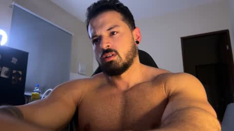 Snapshot of lucasfit24 chatting on 11-04-25, 04:22 lucasfit24 online show from 11-04-25, 04:22