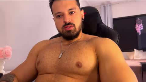 Snapshot of lucasfit24 chatting on 11-16-25, 03:28 lucasfit24 online show from 11-16-25, 03:28