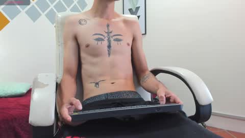 LucassSmith11 online show from 12-22-25, 12:02