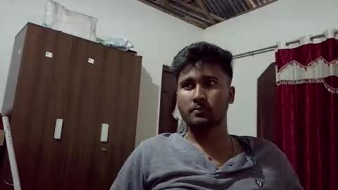 Snapshot of luci_ri chatting on 04-06-26, 06:47 luci_ri online show from 04-06-26, 06:47