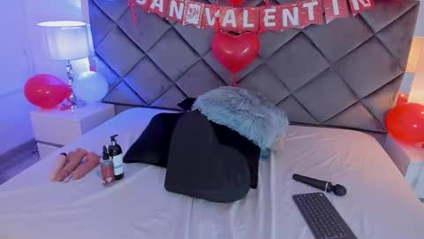 lucia_fastcollins online show from 02-10-26, 02:10