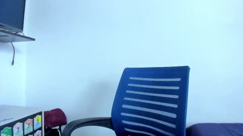 Lucia online show from 10-18-25, 09:37