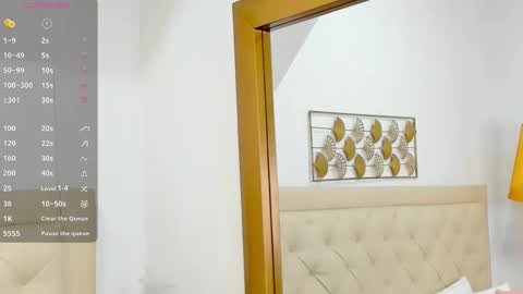 Snapshot of lucia_lorenz chatting on 12-14-25, 11:26 lucia_lorenz online show from 12-14-25, 11:26