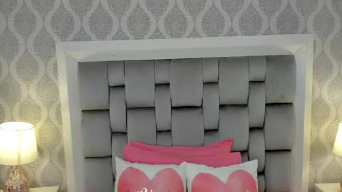 Snapshot of lucia_lorenz chatting on 12-16-25, 11:26 lucia_lorenz online show from 12-16-25, 11:26