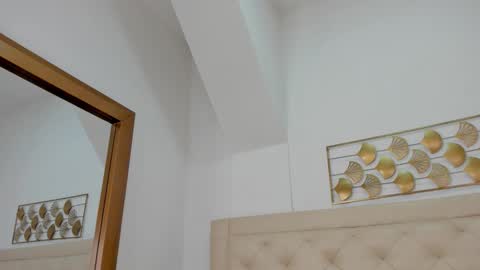 Snapshot of lucia_lorenz chatting on 01-08-26, 11:34 lucia_lorenz online show from 01-08-26, 11:34